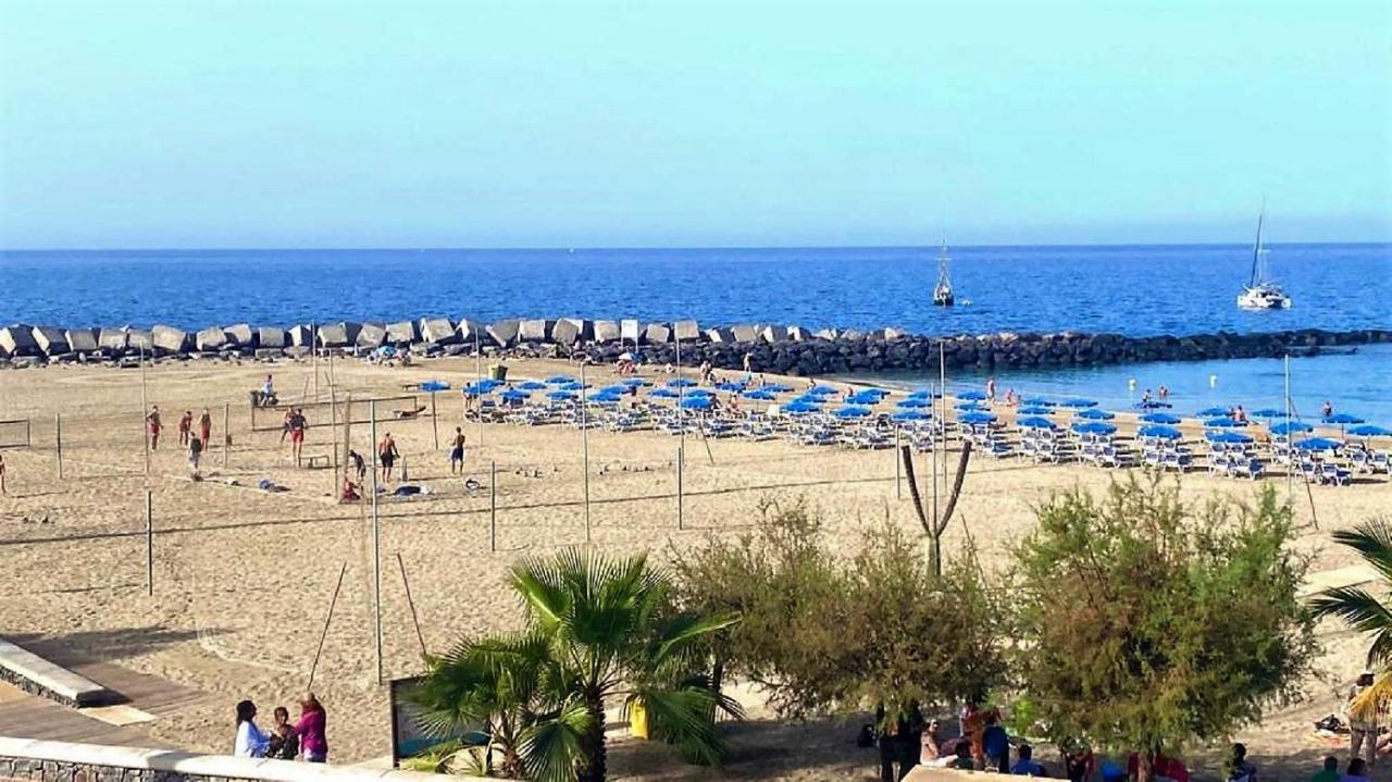 Beach And Pool In Playa De Las Americas Lejlighed Eksteriør billede