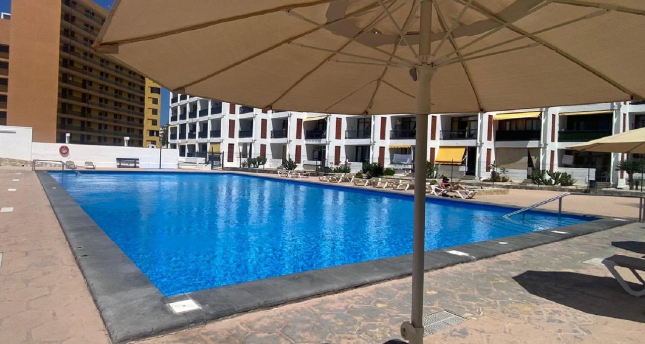 Beach And Pool In Playa De Las Americas Lejlighed Eksteriør billede