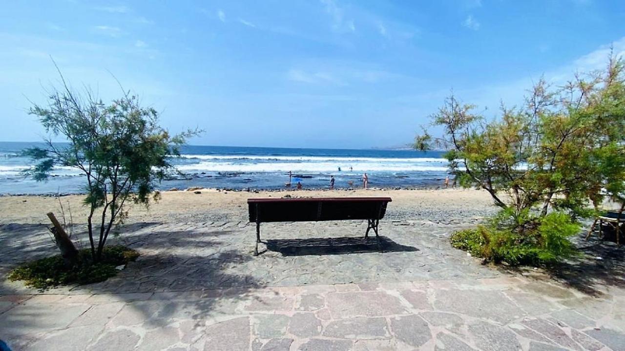 Beach And Pool In Playa De Las Americas Lejlighed Eksteriør billede